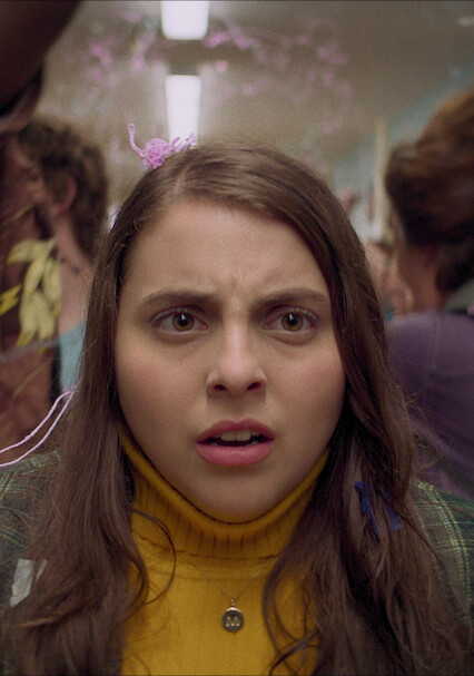 Watch the first six minutes of Booksmart with Beanie Feldstein